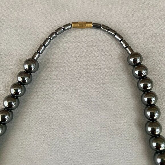 Hematite Bead Necklace, 18" - Picture 3 of 8